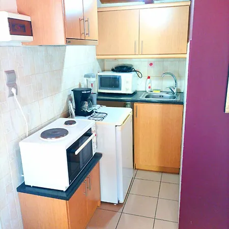 Apartment A Sweet English Home, Studio With Big Balcony