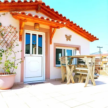 Apartment A Sweet English Home, Studio With Big Balcony *